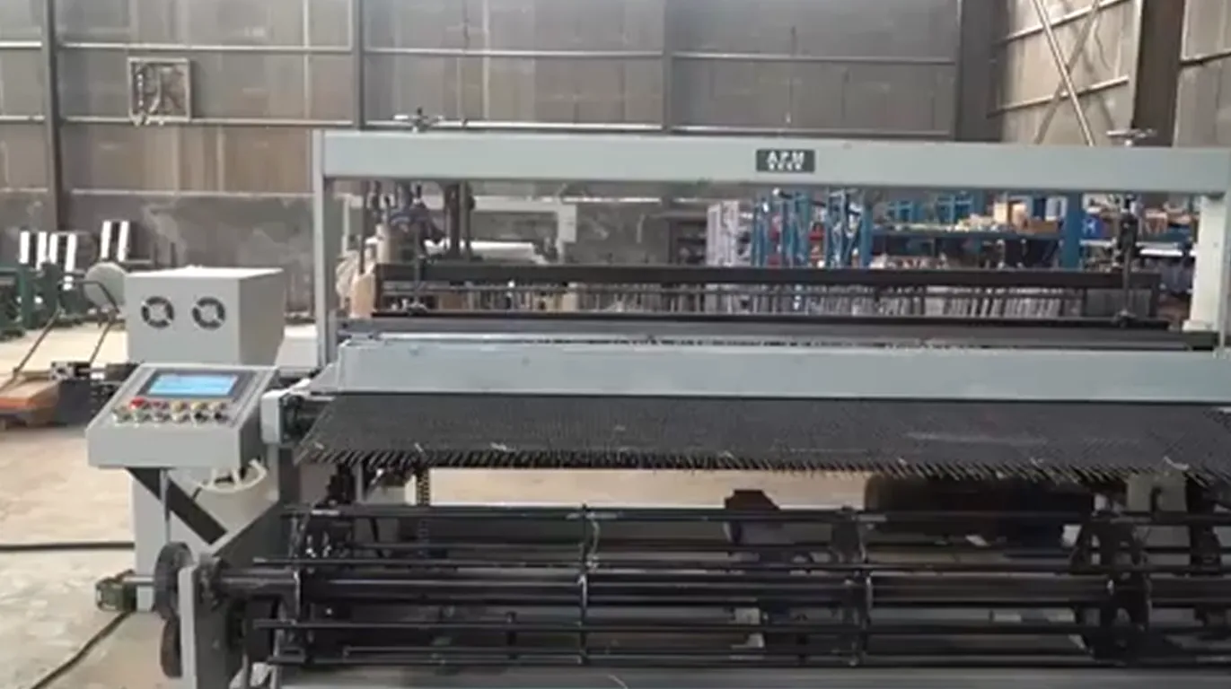F102 Full Automatic Crimped Wire Mesh Machine for 1.5-4.0mm