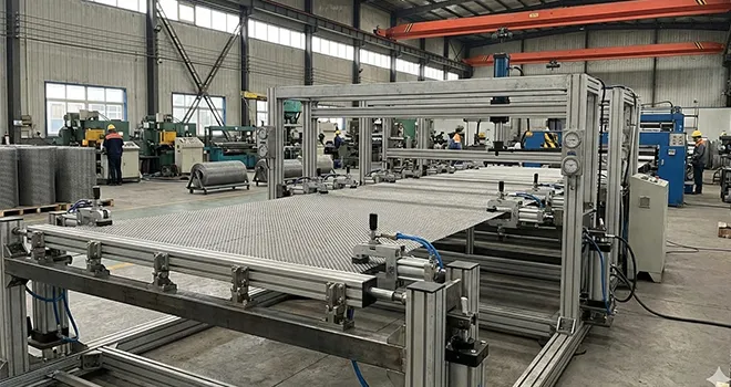 Wire Mesh Stretching Machine
